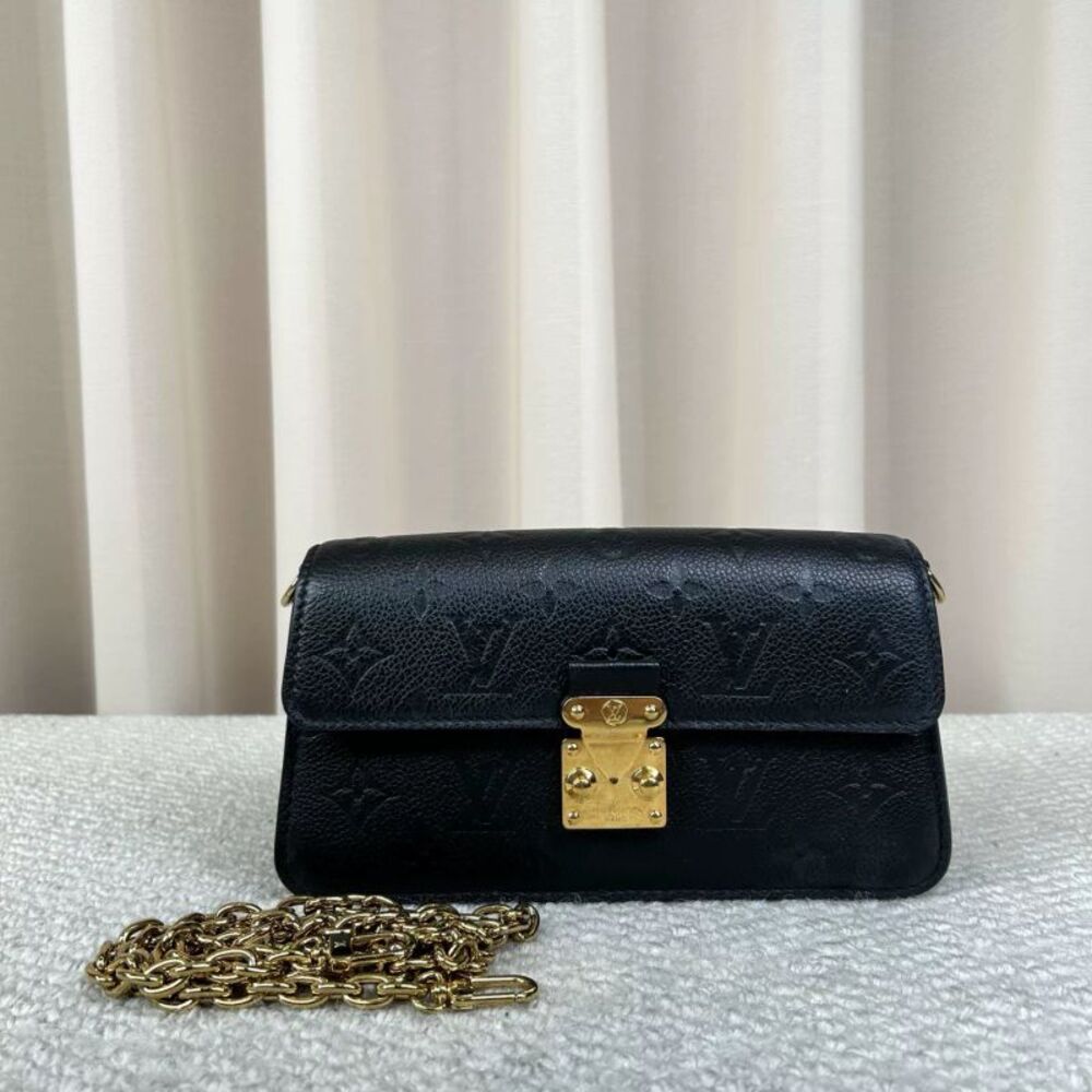Louis Vuitton Women Pre-Loved Bag Very Good Condition